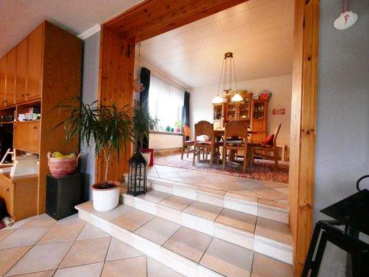  Blick in das Esszimmer