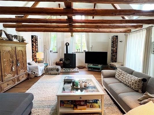 Renoviertes Einfamilienhaus in idyllischer Lage