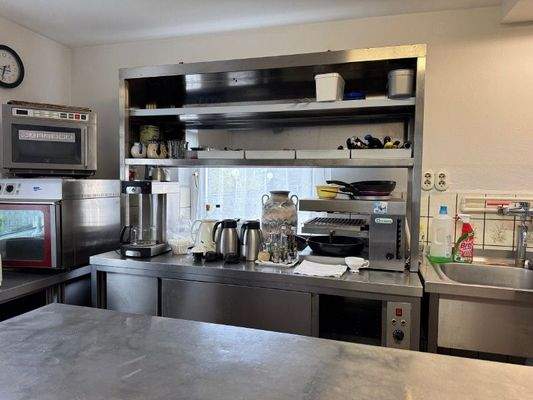 Wärmeschrank mit Elektro-Salamander