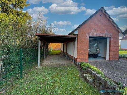 Garage und Carport