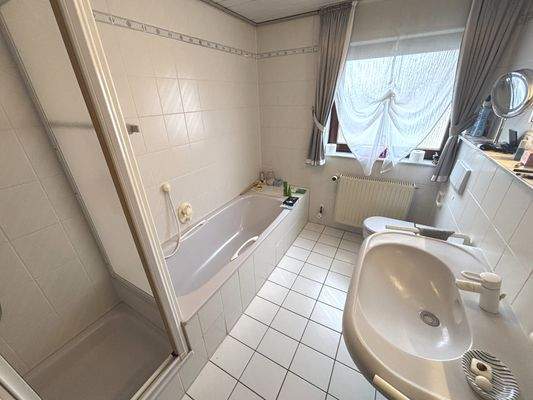 Tageslicht-Vollbad DG