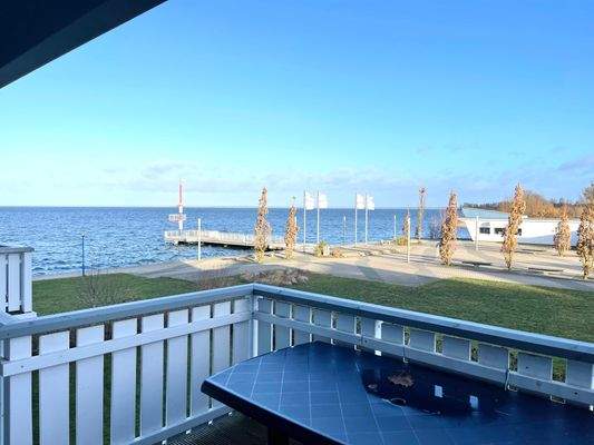 Blick Balkon Wohnzimmer Kapitänsdeck