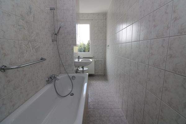 Beispiel Bad mit Wanne