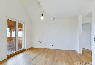 CAM02915G0-PR0051-STILL003