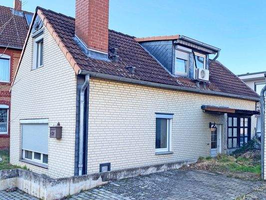 Charmantes Haus im Garten