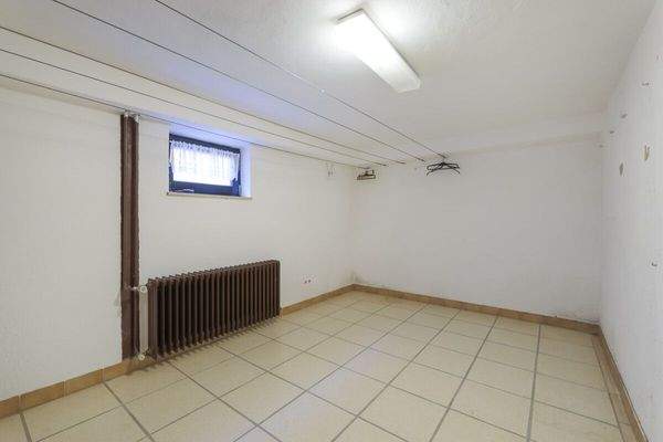 Kellerraum/Hobbyraum UG