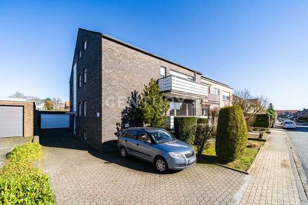 Außenansicht Straßenseite