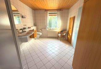 Badezimmer EG