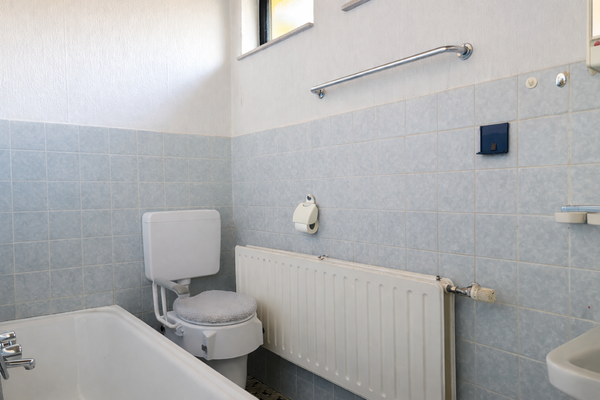 BAD I OG - KI GENERIERT