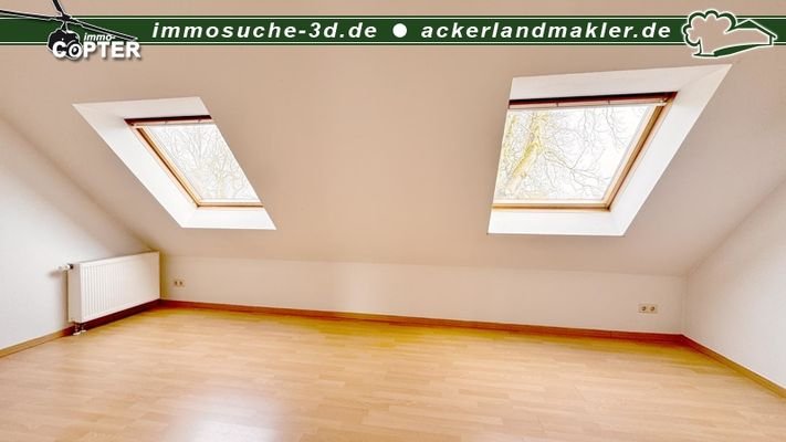 Schlafzimmer Eltern