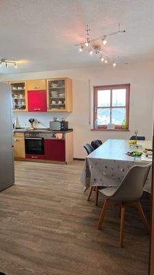 Küche mit Essbereich