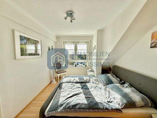 Schlafraum OG 1 von 3