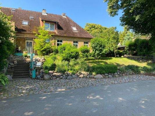 Frontansicht Doppelhaushälfte