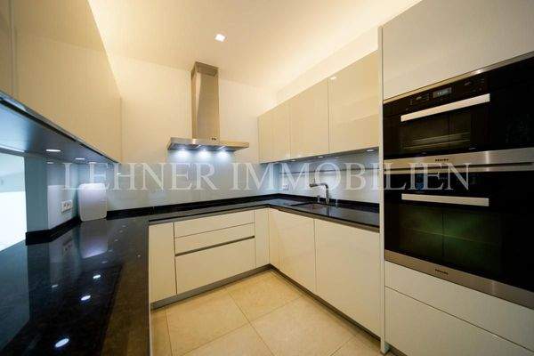 Lehner Immobilien  42