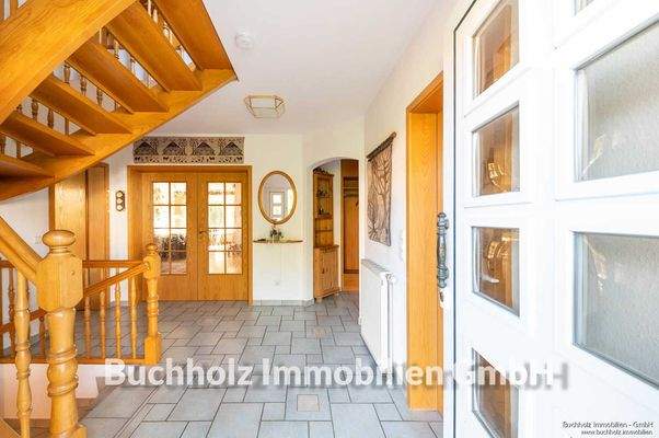 großzügige Diele im Erdgeschoss