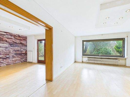 Zweifamilienhaus mit Weitblick in Neunkirchen