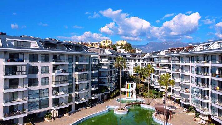 Furnished Apartment in Social Complex Near the Beach in Alanya
