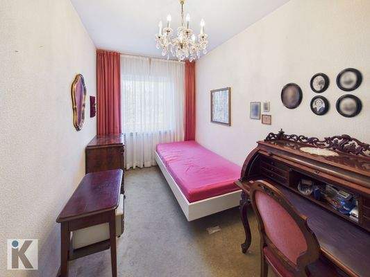 Schlaf-/. Kinderzimmer 1