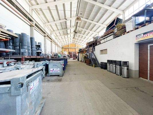 Halle - eingerichtet