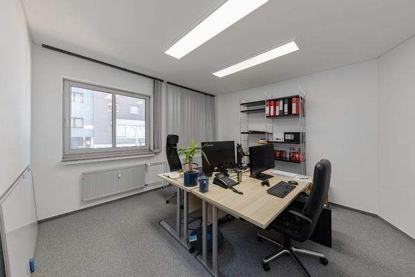 weiteres Büro