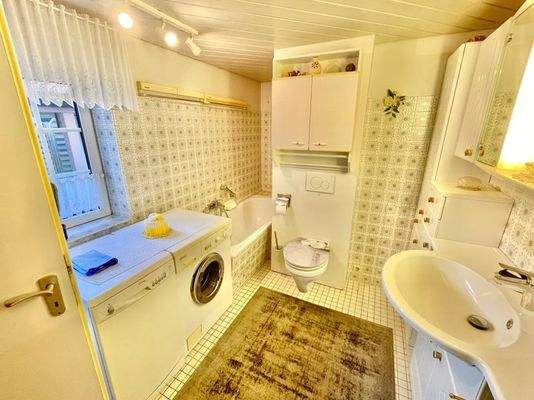 Wannenbad Erdgeschoss