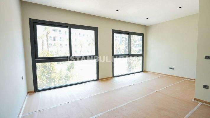 Nature-View Flats near Public Transportation in Istanbul Eyupsultan