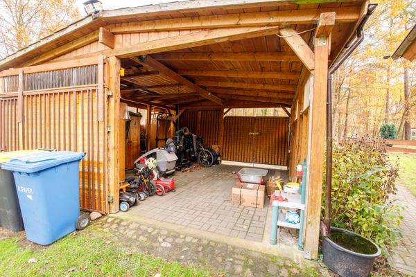 25 - Carport:Unterstellfläche.jpg