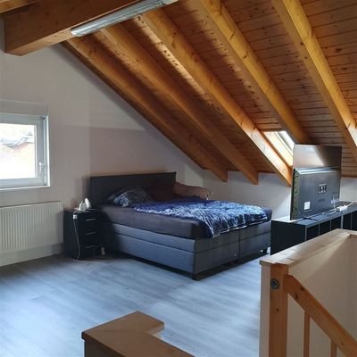 Schlafzimmer DG