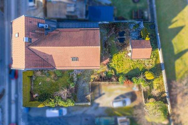 Draufsicht - freistehendes Ein-/Zweifamilienhaus