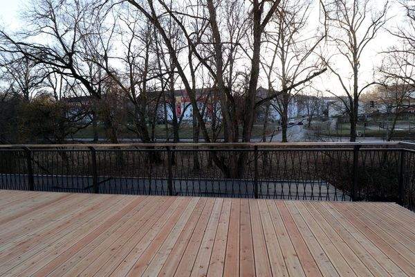 große Terresse (Südseite) - ebenerdig