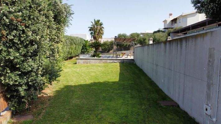 Kreta, Stalos: Luxuriöse Villa mit Meerblick in Strandnähe zu verkaufen