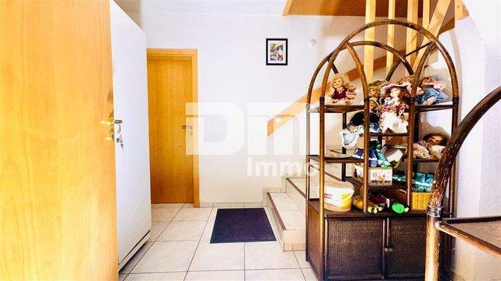 Souterrain Flur / Diele