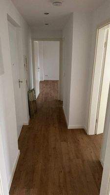 Flur frisch renoviert