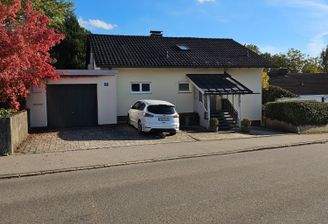 Hausansicht Straße