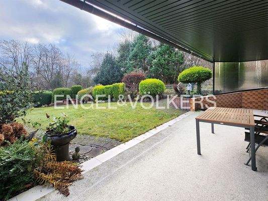 Überdachte Terrasse