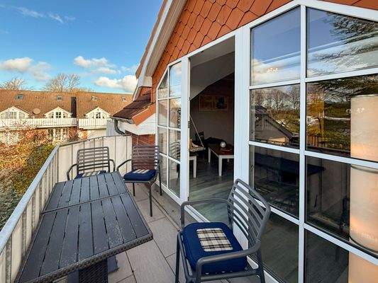 7. ...Zugang zum Süd-/Westbalkon.jpg