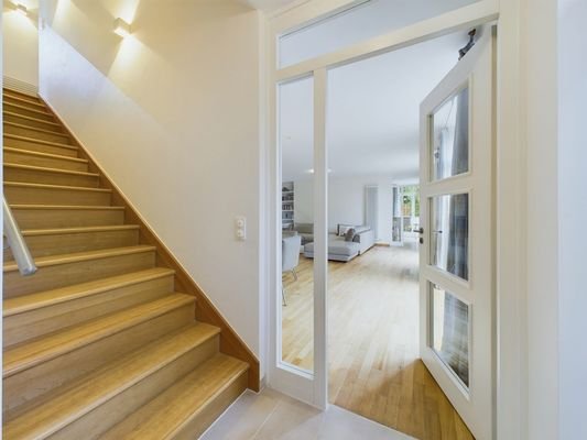 Treppe / Diele