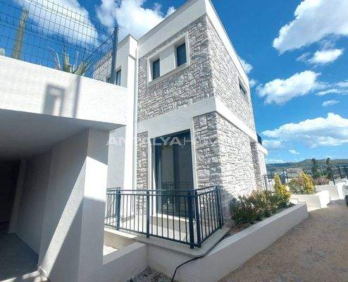 4-Bedroom Detached House in a Central Location in Mugla Bodrum