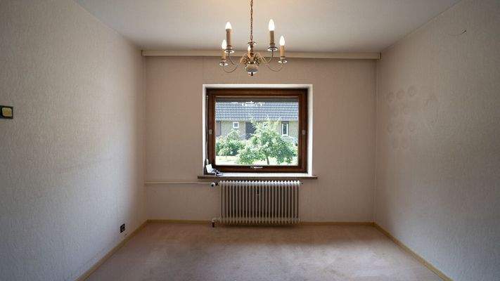 weiteres Zimmer im Erdgeschoss