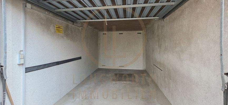 28-Westend-Wohnung-Garage-mit-Strom