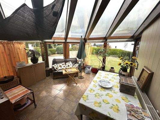 zweiter Wintergarten direkt vor der Küche