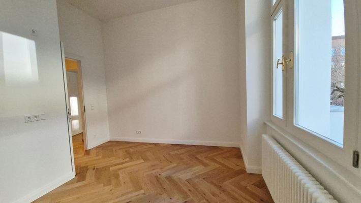 Wohnküche mit Platz für eine Essecke