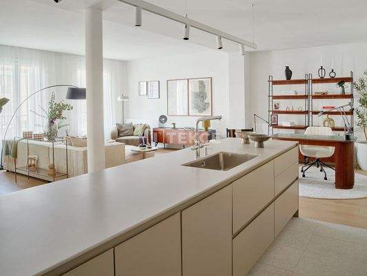 Elegant Apartments in a Restored Building in Barcelona Center