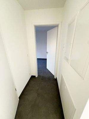 Flur zum Arbeits-/Kinderzimmer