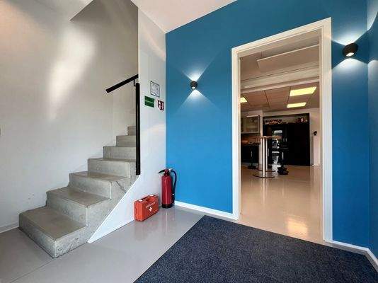 Eingang / Treppenaufgang