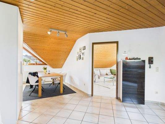 1. OG - Flur Küche.jpg