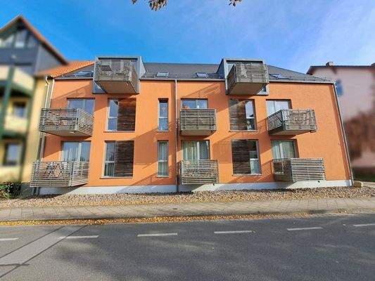 Mehrfamilienhaus Ansicht straßenseitig