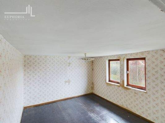 CAM03352G0-PR0039-STILL025