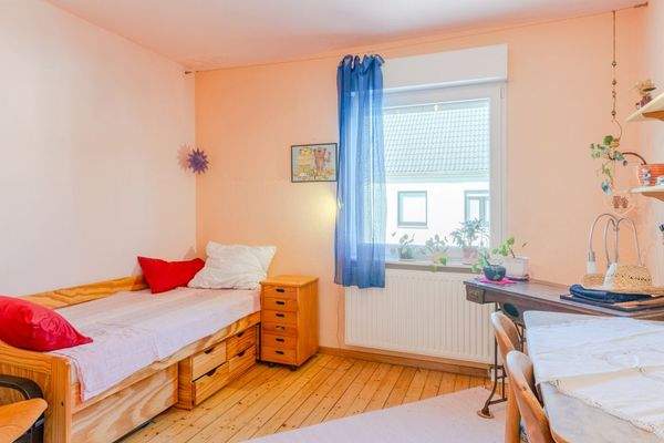 Teilansicht Schlafzimmer 1 OG