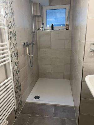 Souterrain Gäste-Dusche